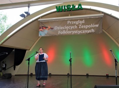 Fragment pierwszego dnia 32. Przeglądu Dziecięcych Zespołów Folklorystycznych